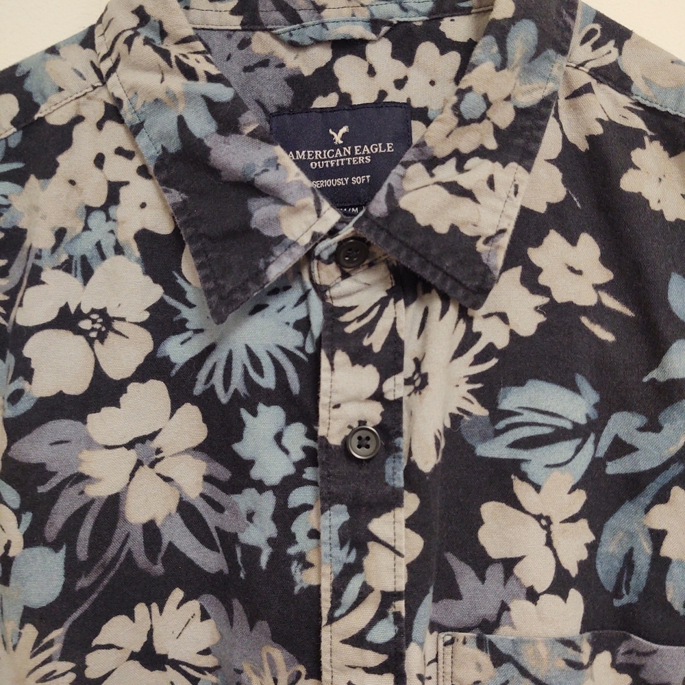 American Eagle Button Down - image 6